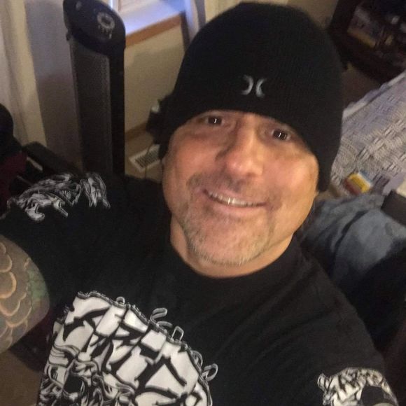 Meet your Posher, Chad - Picture 2 of 9